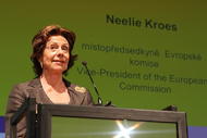 Neelie Kroes, mstopedsedkyn Evropsk komise a komisaka pro digitln agendu, na zahjen konference ISSS 2014